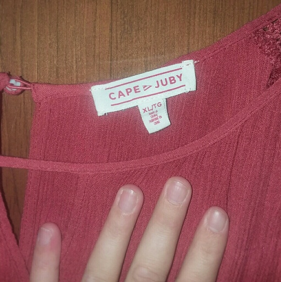 Cute top - Picture 3 of 5